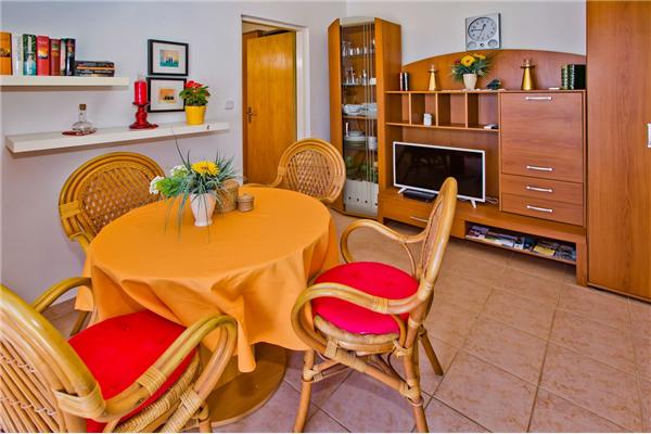 Apartment A6, for 2 persons