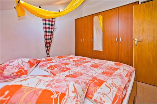 Apartment A6, for 2 persons