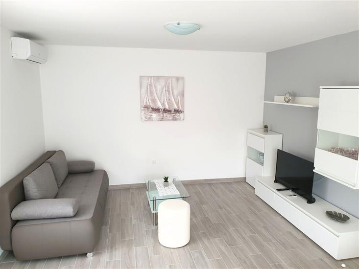 Apartment A1, for 3 persons
