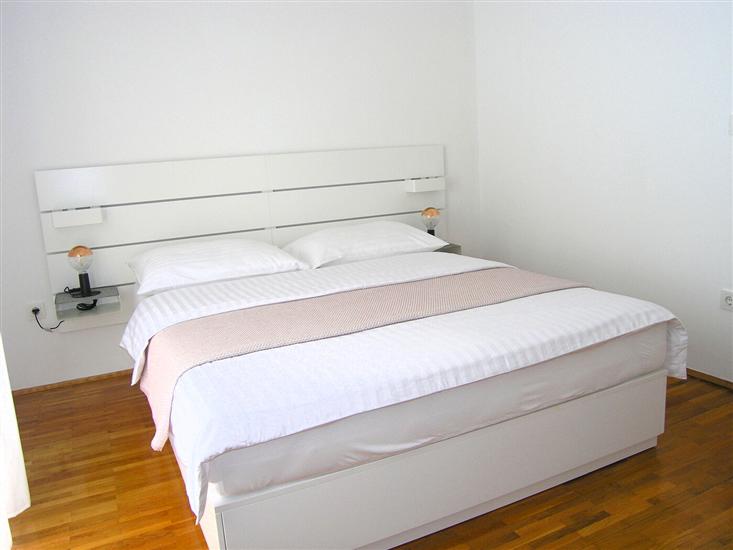 Apartment A1, for 3 persons