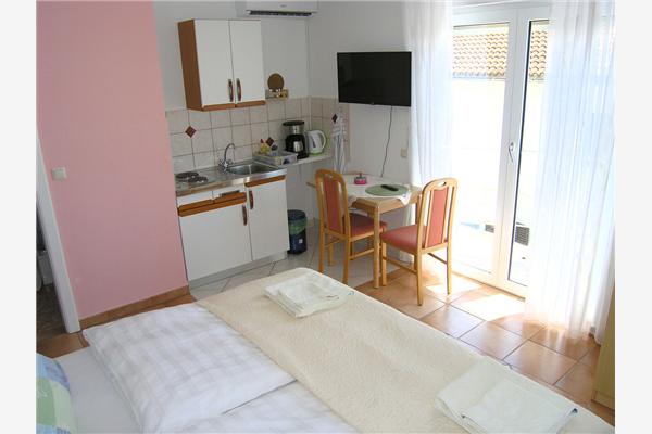 Apartment A2, for 2 persons