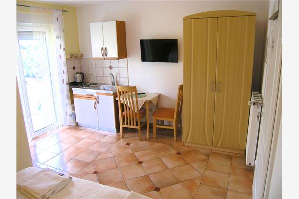 Apartment A6, for 2 persons