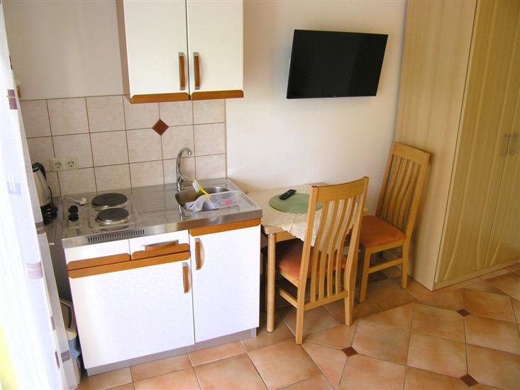 Apartment A6, for 2 persons