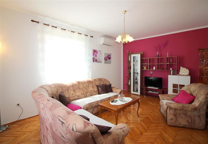 Apartment A1, for 4 persons