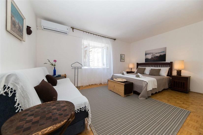 House K1, for 8 persons