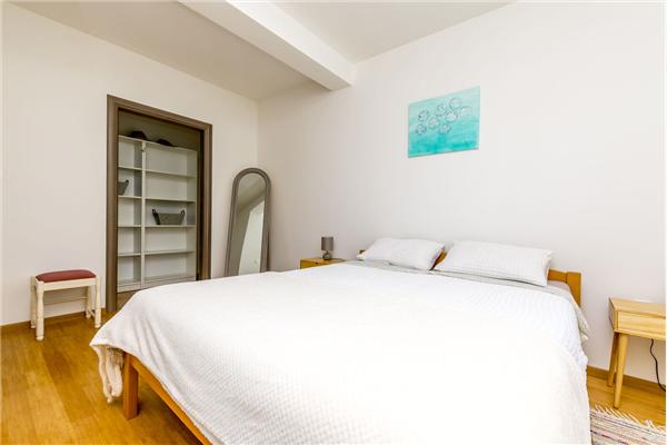 House K1, for 8 persons