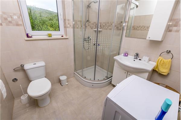 House K1, for 8 persons