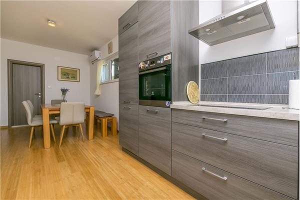 House K1, for 8 persons