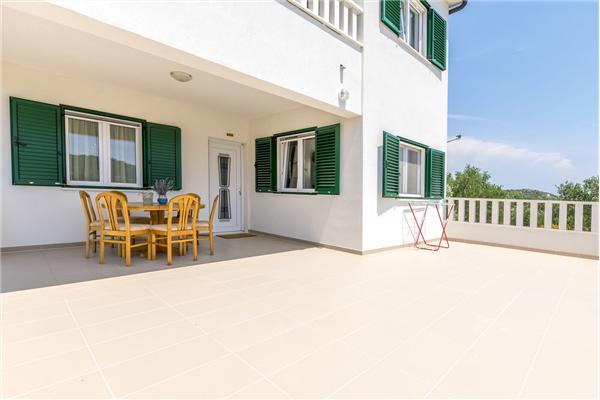 House K1, for 8 persons