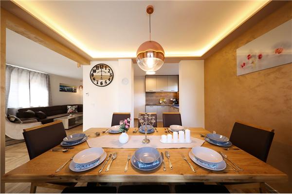 House K2, for 12 persons