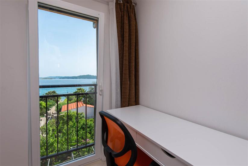 Apartment A1, for 6 persons