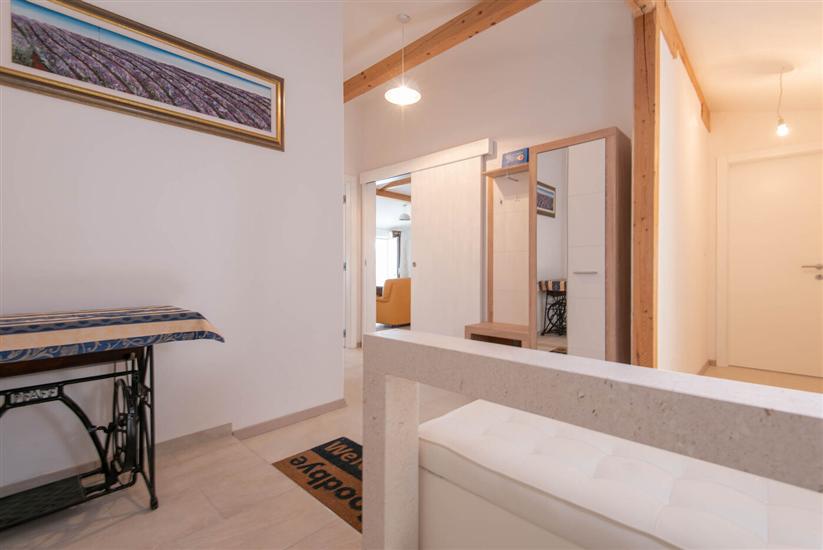 Apartment A1, for 6 persons