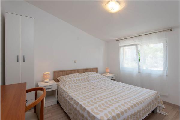 Apartment A1, for 6 persons