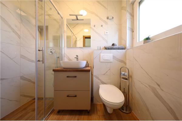 House K2, for 12 persons