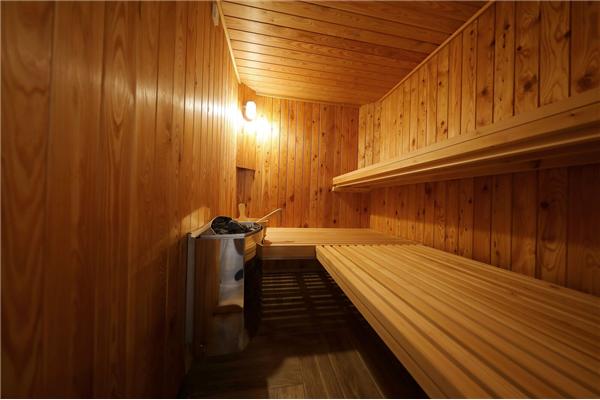 House K2, for 12 persons