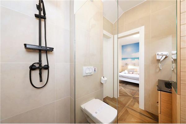 Apartment A1, for 6 persons