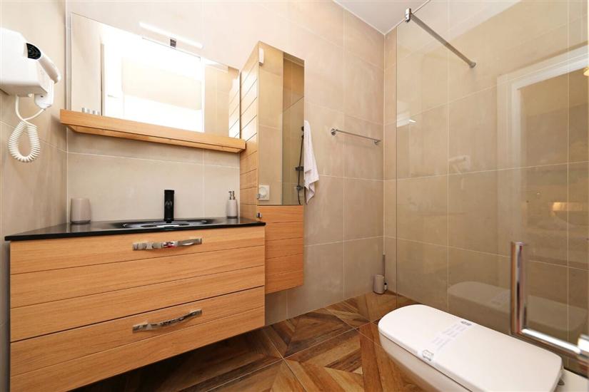 Apartment A1, for 6 persons