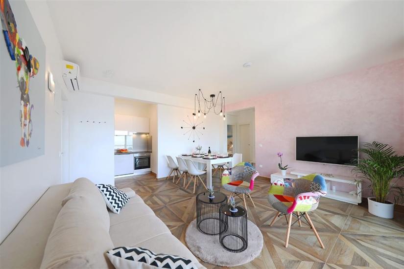 Apartment A1, for 6 persons