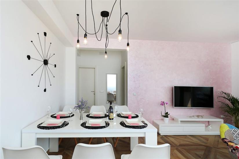 Apartment A1, for 6 persons