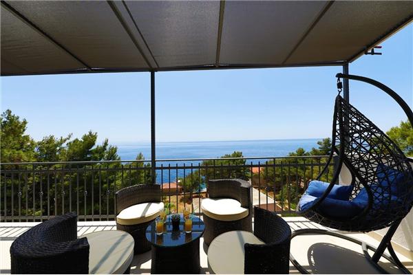 Apartment A2, for 6 persons