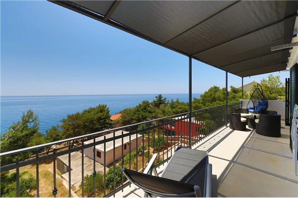 Apartment A2, for 6 persons