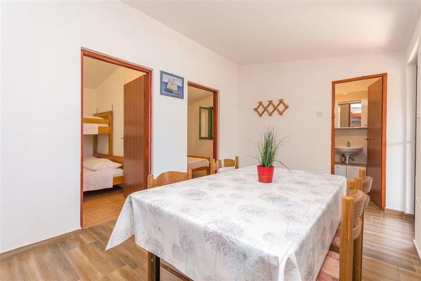 House K1, for 5 persons