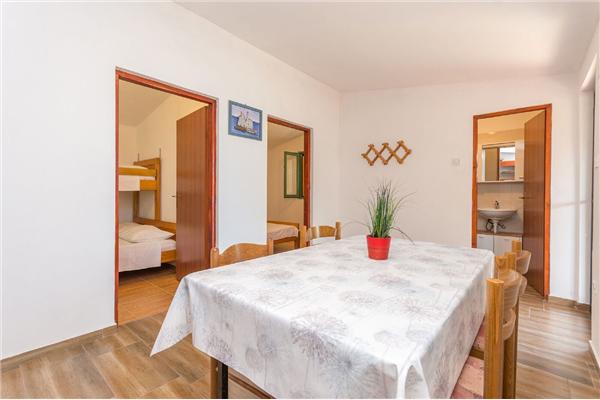 House K1, for 5 persons