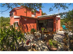 Accommodation with pool Middle Dalmatian islands,BookMIKULAFrom 880 €