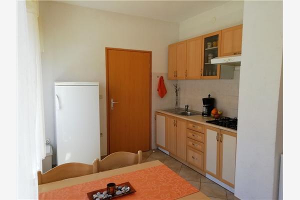 Apartment A1, for 6 persons