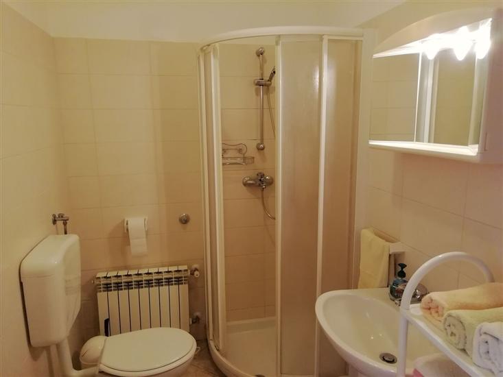 Apartment A1, for 6 persons