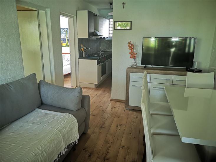 Apartment A3, for 5 persons
