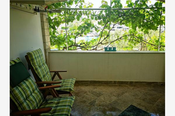 Apartment A3, for 5 persons