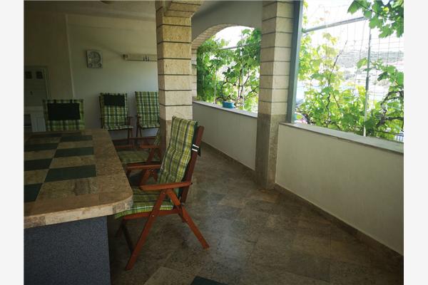 Apartment A3, for 5 persons