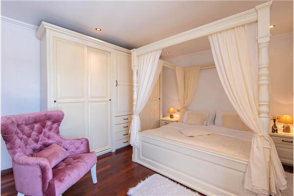 House K1, for 8 persons