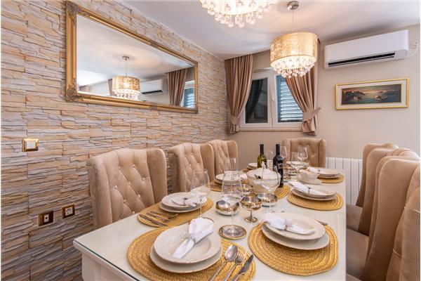 House K1, for 8 persons