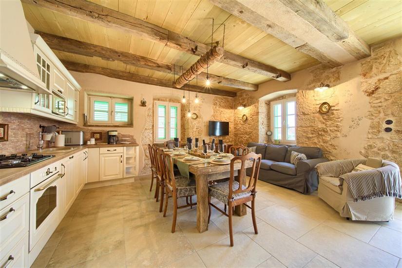 House K1, for 8 persons