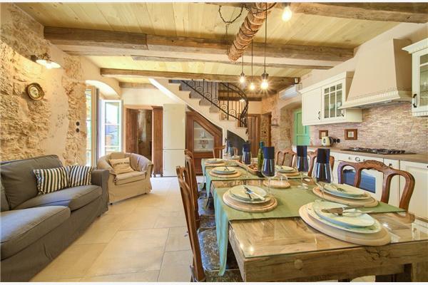 House K1, for 8 persons