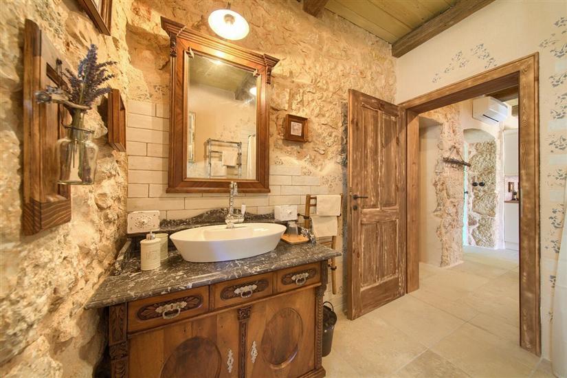 House K1, for 8 persons