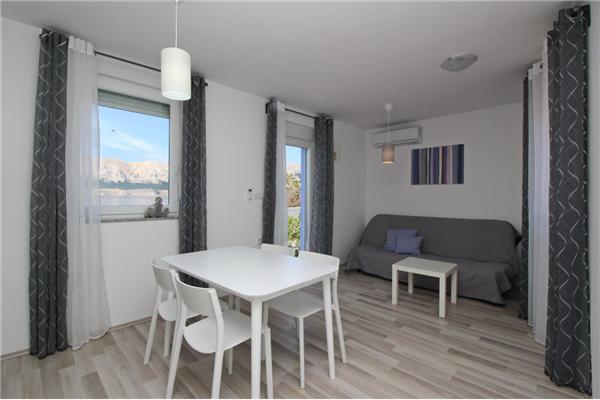 Apartment A4, for 4 persons