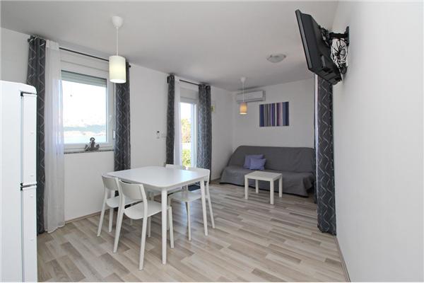 Apartment A4, for 4 persons