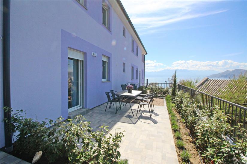 Apartment A4, for 4 persons