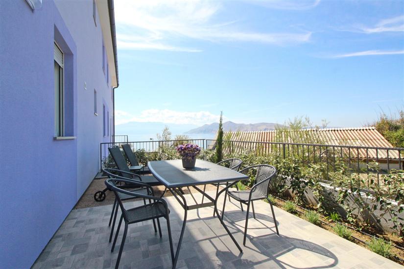 Apartment A4, for 4 persons