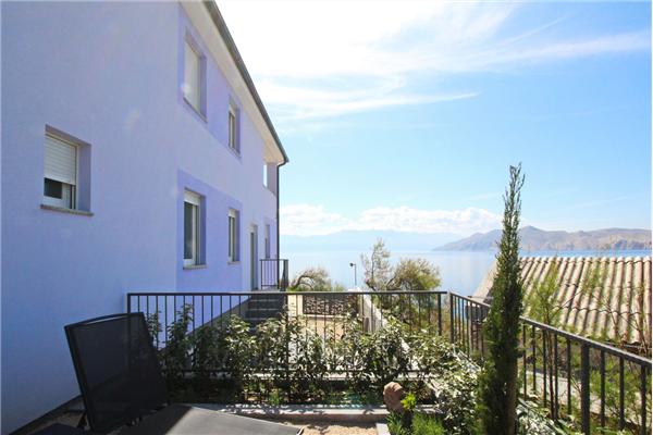 Apartment A4, for 4 persons