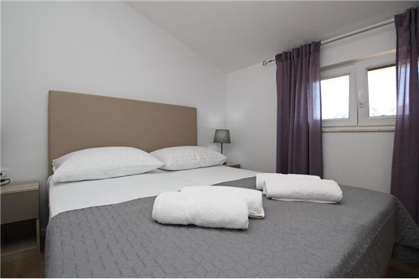 Apartment A4, for 4 persons