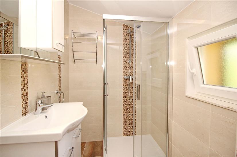 Apartment A4, for 4 persons