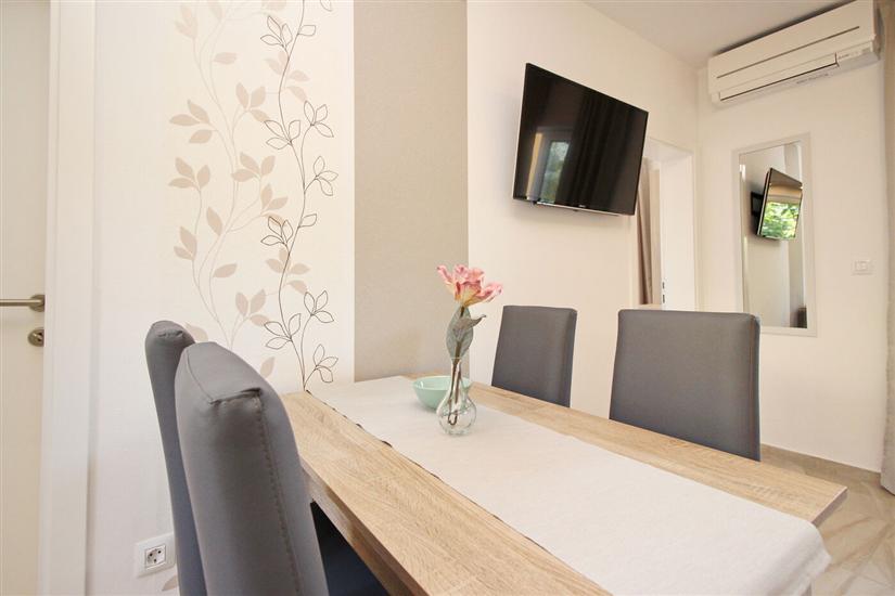 Apartment A5, for 4 persons