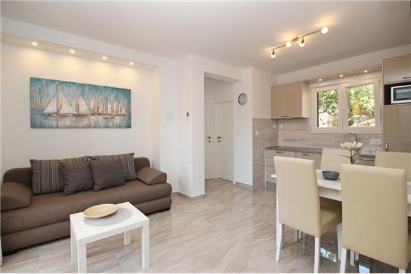 Apartment A6, for 4 persons