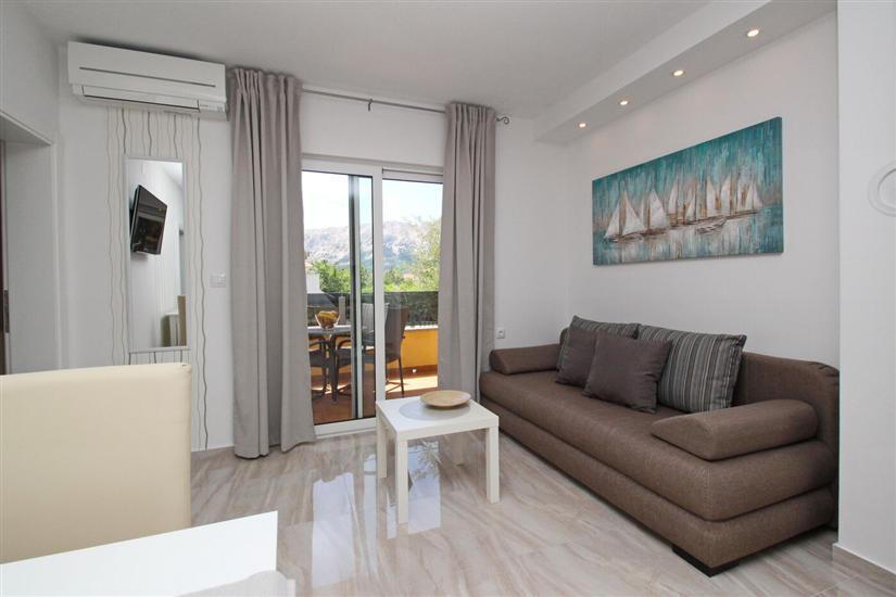 Apartment A6, for 4 persons