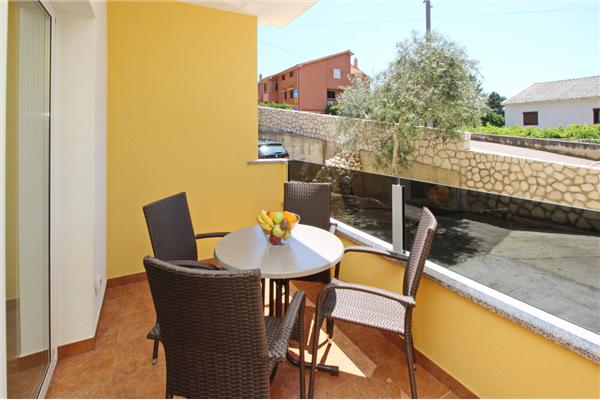 Apartment A6, for 4 persons