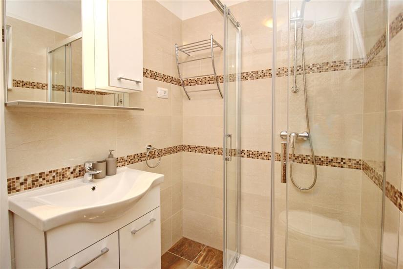 Apartment A6, for 4 persons